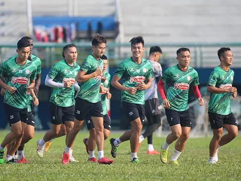 14 CLB V-League hăng say tập luyện, chờ ngày giải đấu trở lại