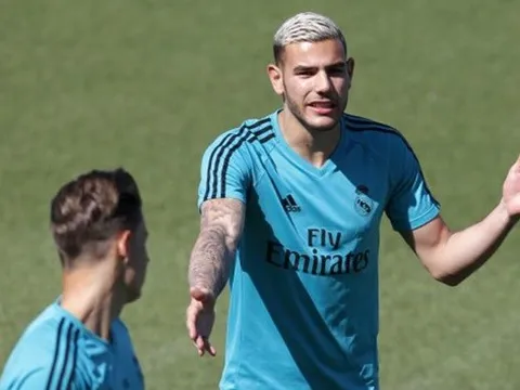 Nhanh gọn lẹ! Real tiễn thêm một "của nợ" khỏi Bernabeu