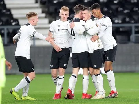 Man Utd cùng lúc đón 3 tân binh tài năng