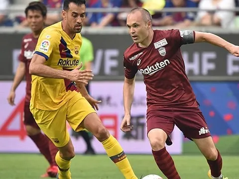 'Thánh Andres' làm cách nào để có thể gom trọn tất cả áo đấu của Barca?