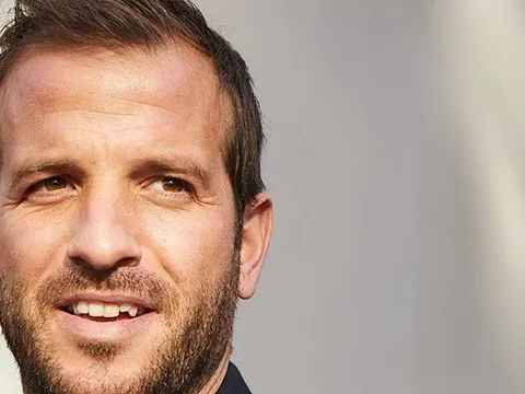 Van der Vaart: 'Nếu tôi là cậu ấy, tôi thậm chí sẽ đến Real Madrid bằng xe đạp'