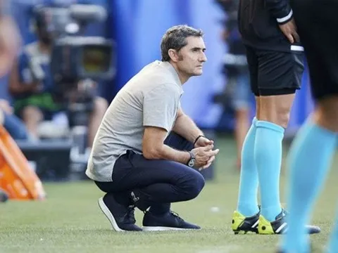 Lơ là đầu tư phòng ngự, hậu quả nhãn tiền đến quá sớm với Barca