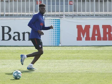 Người đại diện lên tiếng, quá rõ vụ Arsenal tiếp cận Partey