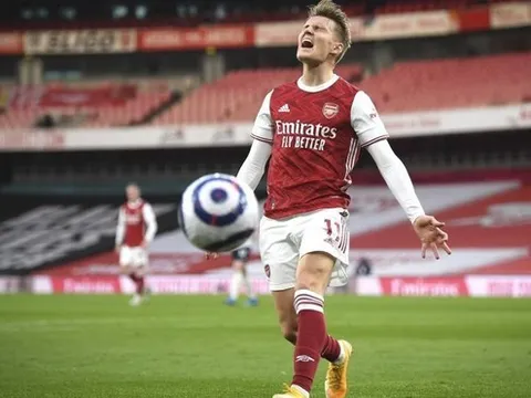 Odegaard trút bỏ "cơn ác mộng", Real vui như mở hội