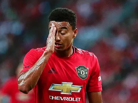 Kì kèo sai thời điểm, Man Utd đang trả giá cực kỳ đắt