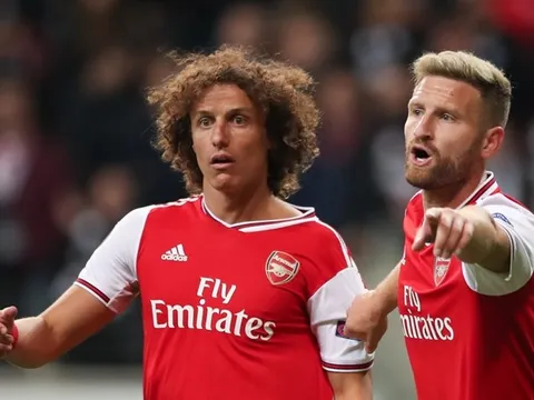 Liverpool đón chịu nỗi đau khó thấu trên bàn đàm phán vì COVID-19