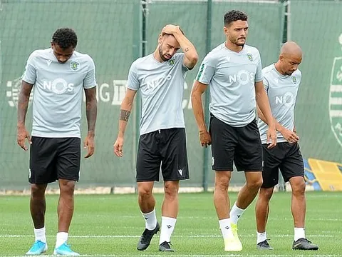 Đây, hành động của Eriksen và Bruno Fernandes trong ngày cuối TTCN Premier League!