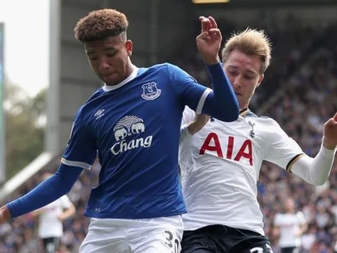 Fan Liverpool: "Tốc độ khủng khiếp, chạy chỗ không bóng thông minh"