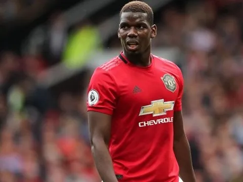 "Cậu ấy có tốc độ, sức mạnh, thể hình, kỹ thuật, là tiền đạo hàng đầu"