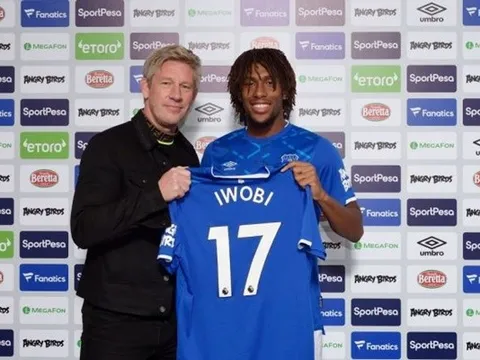 10 cầu thủ đắt giá nhất mùa giải 2004/2005: Man Utd đã đem về 1 huyền thoại