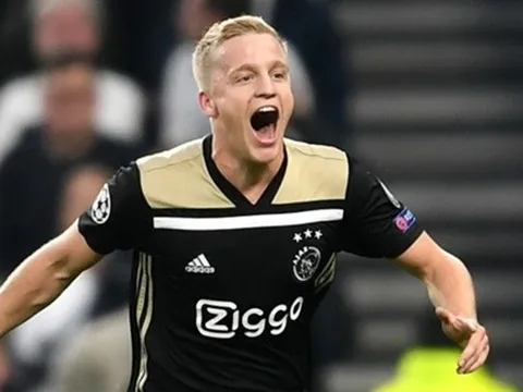 Mục tiêu 44 triệu cùng vợ lên máy bay, Man Utd đã biết phải làm gì