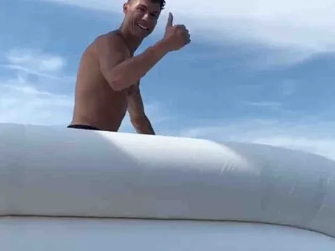 "Ngựa chứng" Mario Balotelli và những phát ngôn ngông cuồng không nể nang ai