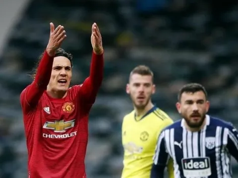 "2 cầu thủ Man Utd đó đã bị bắt nạt..."