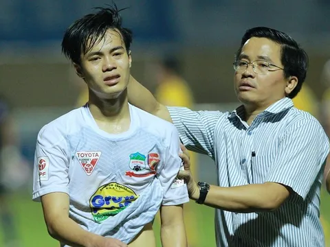 "Tinh thần cầu thủ HAGL ảnh hưởng vì bầu Đức nói đá cho vui"