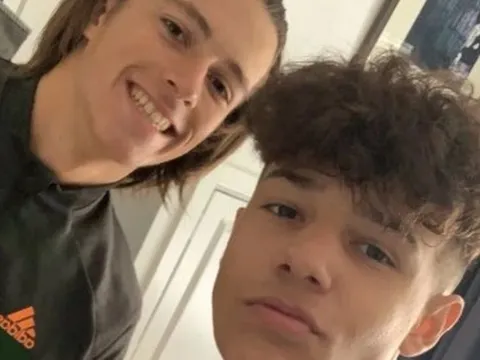 2 tân binh cùng lúc xác nhận số áo ở Man Utd