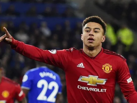 Lộ diện cái tên kế tiếp được gia hạn, fan Man Utd nói lời cay đắng