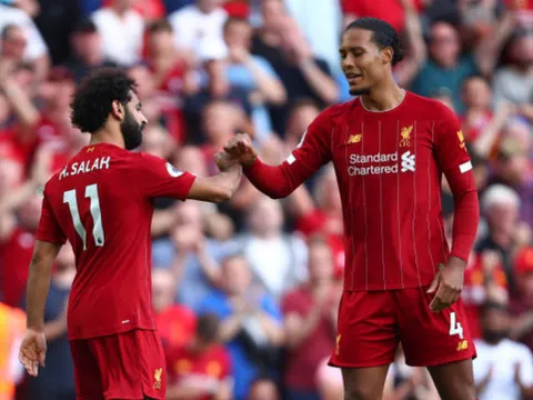 Áo đấu của Liverpool đắt hàng gấp 3 lần Manchester United