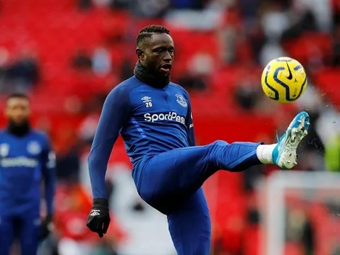 Không còn tương lai ở Merseyside, đồng đội của Mane lại bất ngờ từ chối chốn quen