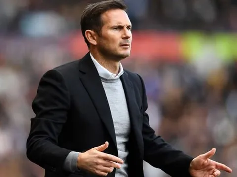 SỐC: Cech đăng đàn tuyên bố khó tin về "ghế nóng" Chelsea