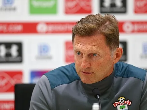 Liverpool đá 120 phút, HLV đối thủ nói lời thật lòng