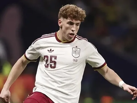 Barca nhắm Victor Munoz nhưng e ngại việc nộp tiền cho Real