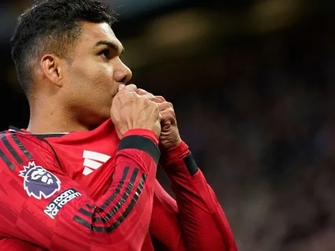 5 điểm nhấn Man Utd 2-1 Brentford: 'Sát thủ' Casemiro; Kỷ lục chờ Bruno Fernandes