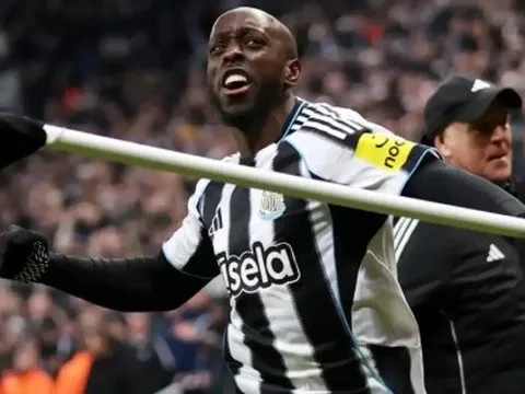 Newcastle cân nhắc bán Yoane Wissa chỉ sau một mùa giải