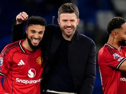 Man Utd cần sự tỉnh táo thay vì vội vàng trao ấn cho Carrick