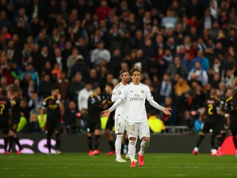 Bị trọng tài rút thẻ đỏ trực tiếp, đây là thái độ của Sergio Ramos