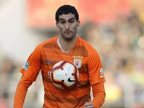 CHÍNH THỨC! Fellaini trở thành cầu thủ đầu tiên mắc COVID-19 tại Trung Quốc