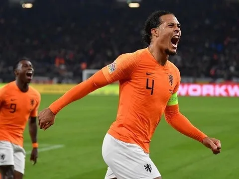 Mới gặp lần đầu, ''tiểu Depay'' đã biết trung vệ này là ''quái thú''