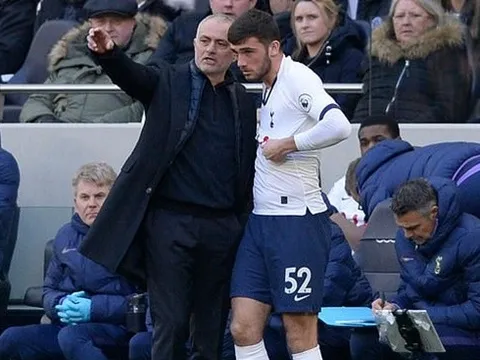 Mourinho khuyên Troy Parrott noi gương "quái thú" MU
