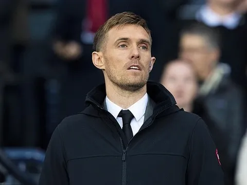 "Man Utd không được phép chờ đợi danh hiệu EPL suốt 30 năm như Liverpool"