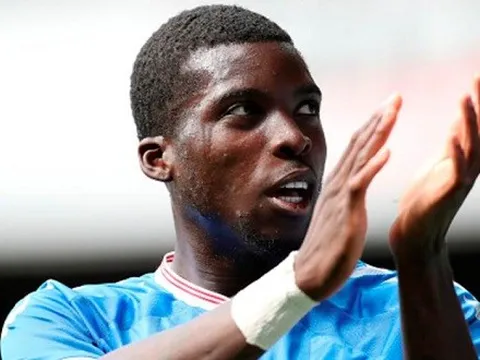 Tại sao nên 'xuất ngoại' - lời giải thích của sao trẻ Liverpool