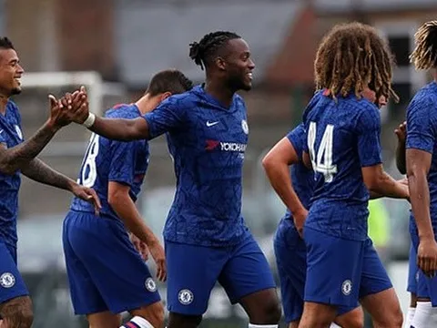 "Người thừa" ghi bàn, Lampard đánh rơi chiến thắng cùng Chelsea