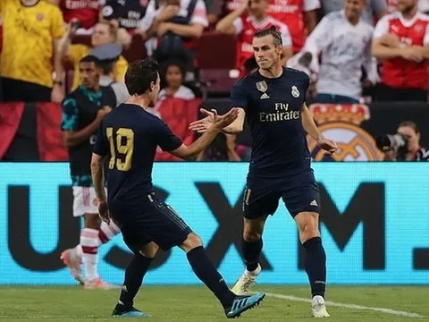 Đây là hành động của Bale sau khi sút tung lưới Arsenal