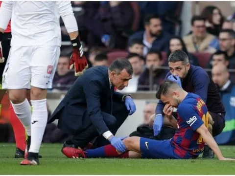 Tottenham cẩn trọng trước nguy cơ mất Hugo Lloris vào tay PSG