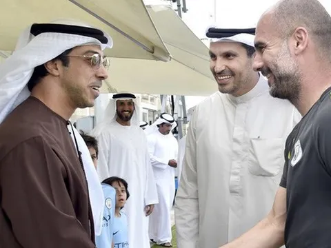 Man City: Cái giá phải trả của một kẻ thích chơi dao