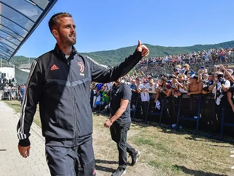 Sol Campell dự đoán vị trí của Arsenal và Tottenham sau derby bắc London