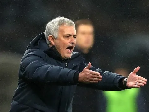 3 "cực phẩm" tuyến giữa khiến đại gia nước Anh phát sốt: "Mong ước" của Mourinho