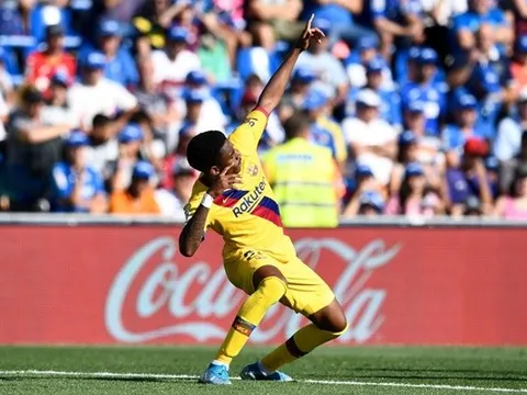 3 đại gia nước Anh tranh giành “cơn lốc cánh trái” của Barca