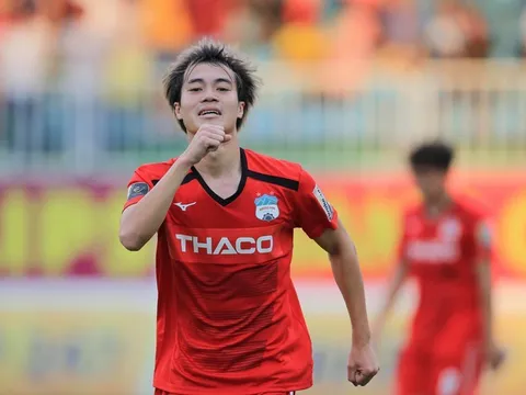 3 điểm nhấn Than QN 2-2 HAGL (Pen 4-5): Văn Toàn vẫn duyên với mành lưới Tuấn Linh