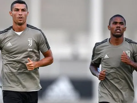 3 ngôi sao nên rời Juventus vào Hè này: "Máy chạy xứ Samba"