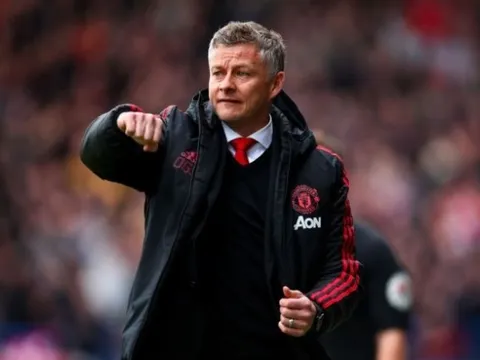 3 "quái thú tuyến giữa" hoàn hảo cho M.U: Ole chờ gì mà không ký?