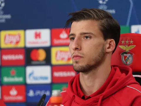 3 trung vệ để Pep Guardiola chiêu mộ: Người khiến cả Messi lẫn Ronaldo 'câm lặng'