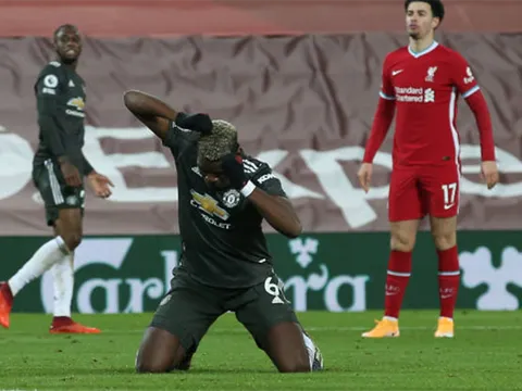 Bỏ lỡ cơ hội mười mươi, Pogba hành động gây sốc trong phòng thay đồ
