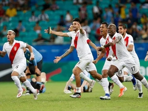Brazil cẩn thận! Peru đang tái hiện "truyện cổ tích" như Bồ Đào Nha 2016