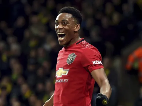 Đội hình nhận lương cao nhất NHA: 6 Man Utd; 2 Man City, 1 Liverpool