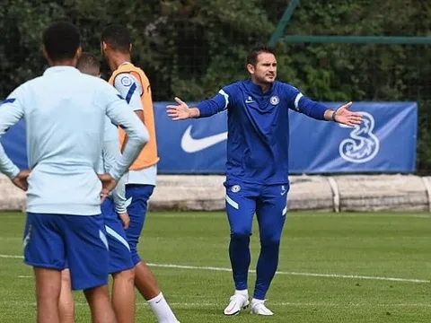 Đón xong bom tấn 50 triệu, Chelsea nhận ngay hung tin