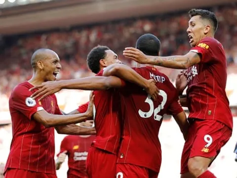 Gary Neville nói lời đau đớn về màn trình diễn của Liverpool